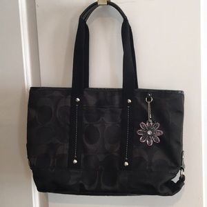 Coach purse, black cloth w patent leather!